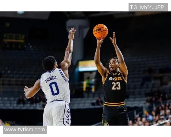 美国篮球比赛与中国篮球比赛的精彩对比与文化差异分析