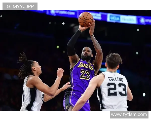 2019年常规赛湖人与马刺第三节精彩对决回顾与分析